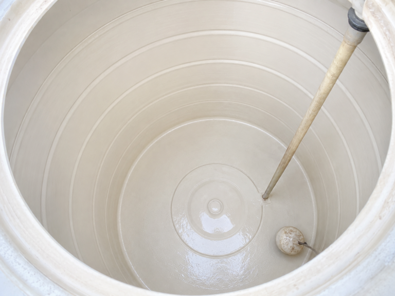 Over Heading Water tank Cleaning